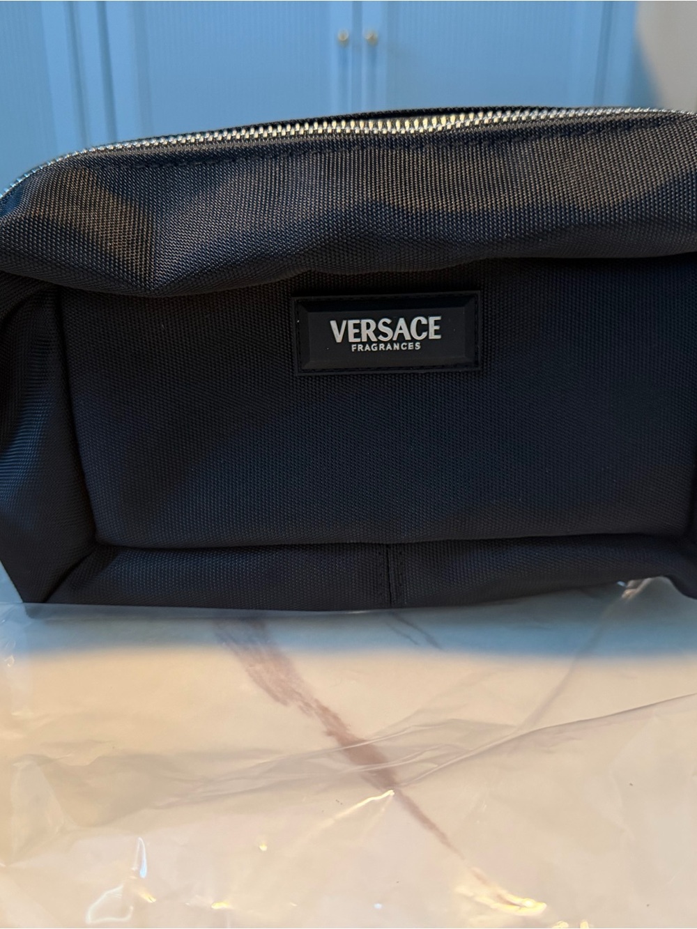 Brand new Versace Black Zip Travel Toiletry Bag Pouch Zip Pouch w/Strap GWP